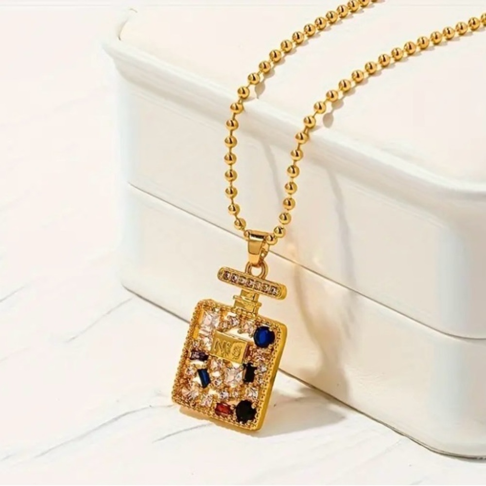 Vintage 18K Gold Plated Perfume Like Sparkly Zirconia Necklace